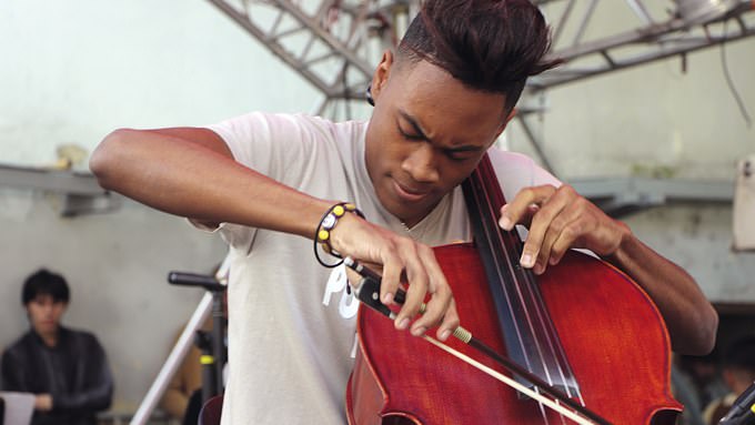 Musikalische Ausbildung auf hohem Niveau: Cellist, Centro Habana Foto: Dietmar Koschmieder