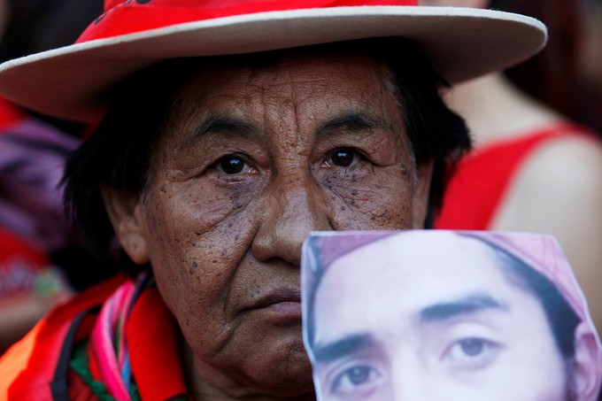 Mapuche-Aktivist erinnert an den getöteten Rafael Nahuel Foto: Reuters / Martin Acosta 