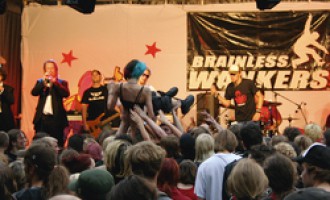 Mit Musik gegen Neonazis