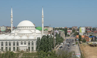 E-Gitarren unterm Muezzin